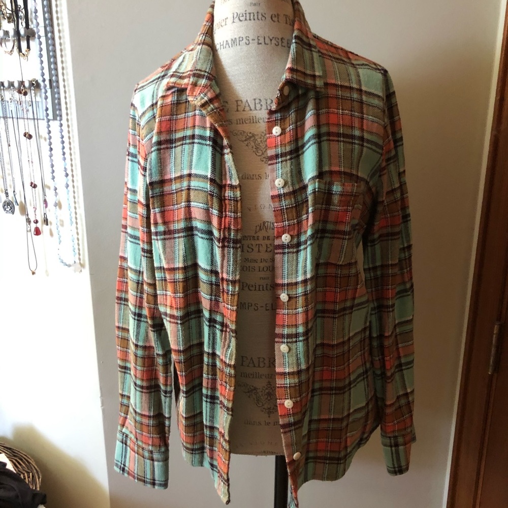 BUTTON UP FLANEL TOP